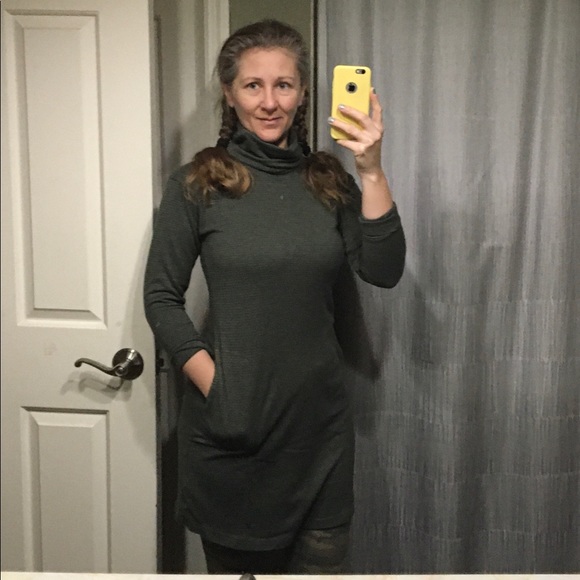 Mountain Khaki XS green dress • pockets • tunic • NO FLAWS - Picture 2 of 11